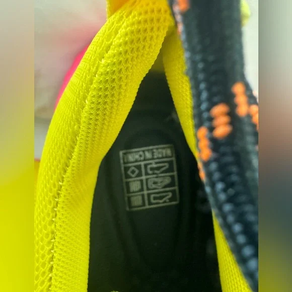 Dup Nike Shoes NWOT - Picture 2 of 3